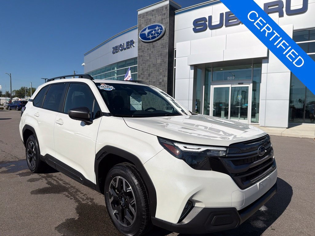 Certified 2025 Subaru Forester Premium AWD/4WD image 1