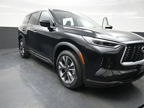 Used 2025 INFINITI QX60 Luxe w/ Vision Package image 31