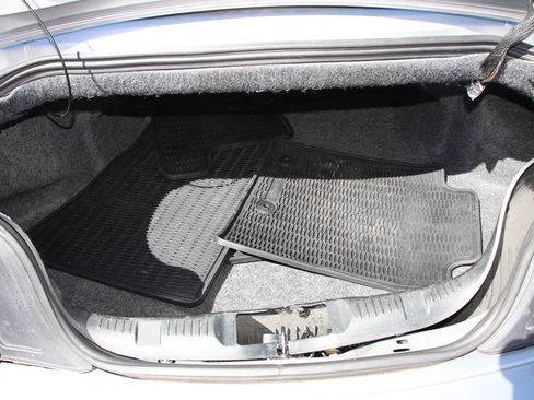 Used 2020 Ford Mustang Premium RWD image 21