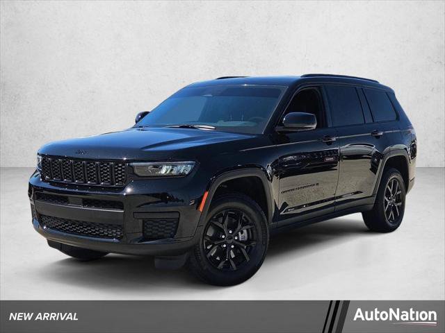Certified 2025 Jeep Grand Cherokee L Altitude RWD image 1