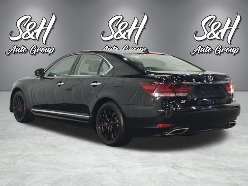 Used 2013 Lexus LS 460 AWD w/ Comfort Pkg image 19