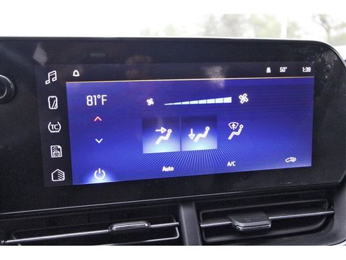 Used 2025 Chevrolet Trax ACTIV w/ Driver Confidence Package image 26