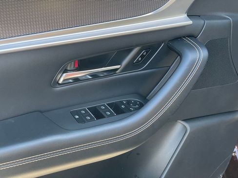 Certified 2025 MAZDA CX-90 3.3 Turbo S w/ Premium Package image 16