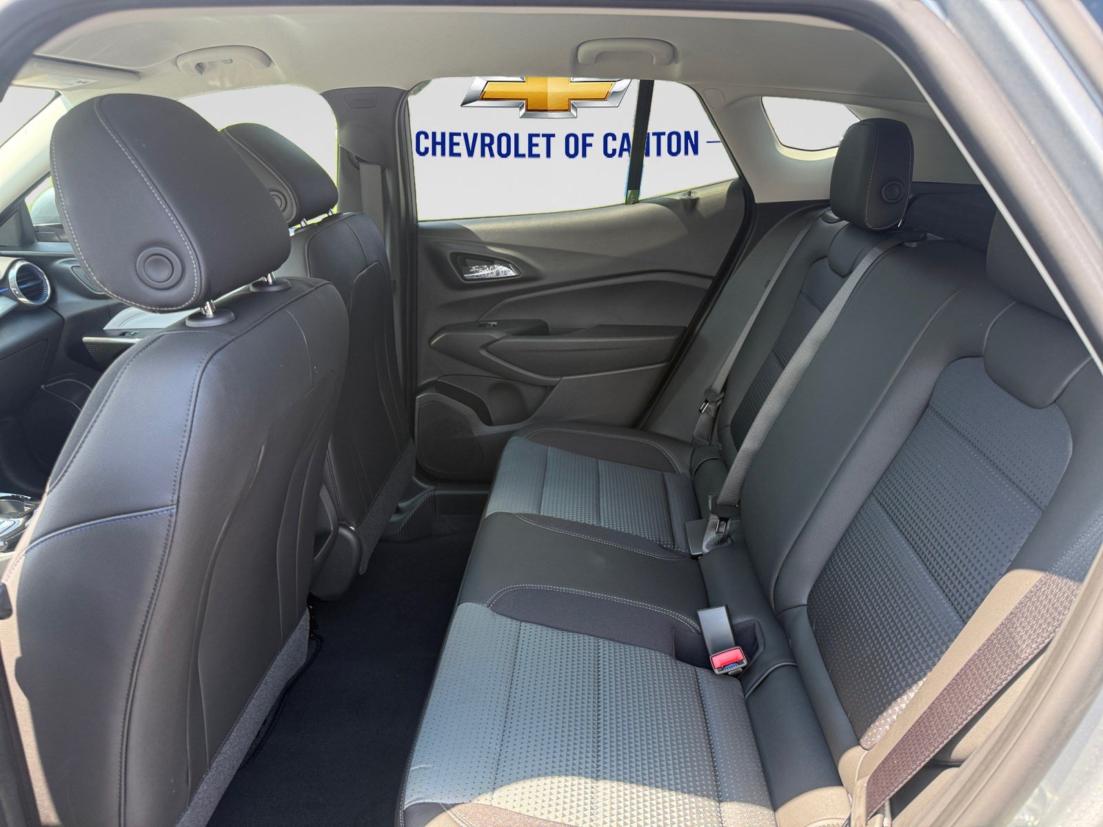 New 2026 Chevrolet Trax LT FWD image 19