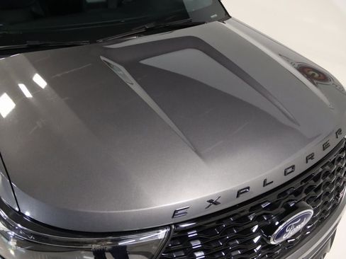 Used 2022 Ford Explorer ST w/ Equipment Group 401A image 30