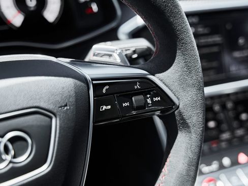 Used 2024 Audi RS 7 Performance AWD/4WD image 60