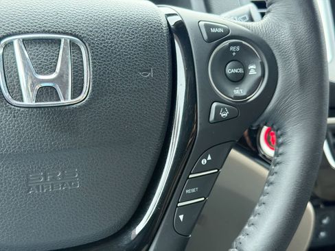 Used 2016 Honda Pilot Elite image 27