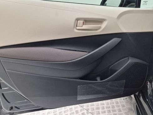 Used 2026 Toyota Corolla LE FWD image 41