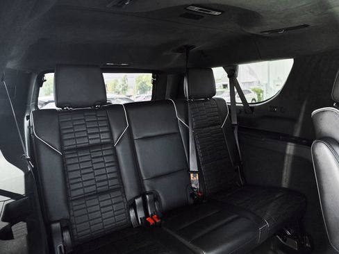 Used 2021 Cadillac Escalade ESV Sport Platinum w/ LPO, ONYX Package AWD/4WD image 44