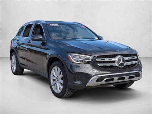 Used 2021 Mercedes-Benz GLC 300 image 3