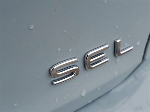 New 2025 Volkswagen Jetta SEL image 7