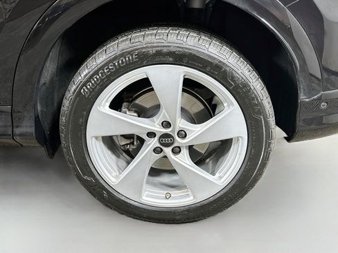 Used 2025 Audi Q5 Premium Plus w/ Premium Plus AWD/4WD image 31