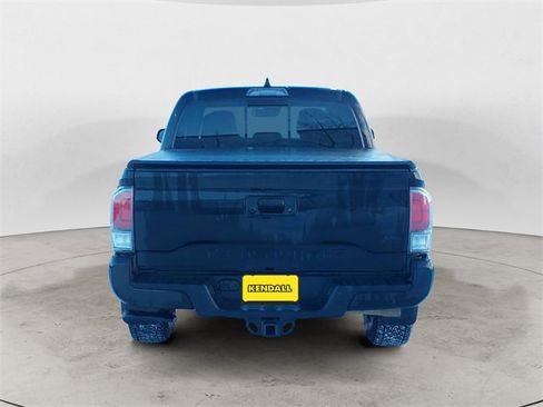 Used 2023 Toyota Tacoma TRD Off-Road w/ TRD Premium Off Road Package image 4