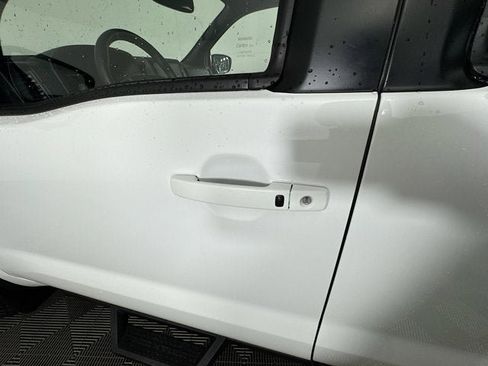 Used 2022 Nissan Frontier PRO-4X w/ Pro-4X Premium Package image 36