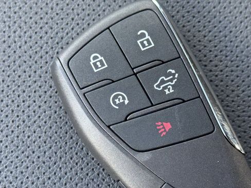 Used 2024 GMC Sierra 2500 AT4 w/ AT4 Premium Plus Package image 26