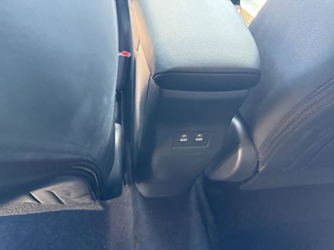 Used 2025 Nissan Kicks SR w/ SR Premium Package image 17