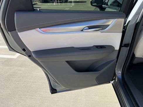 Certified 2023 Cadillac XT5 Premium Luxury image 18