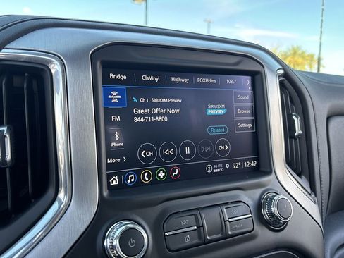 Used 2022 GMC Sierra 2500 SLT w/ SLT Convenience Package image 13