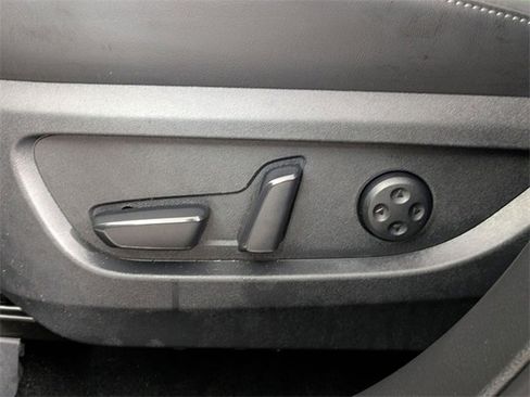 Used 2025 INFINITI QX55 Essential image 14