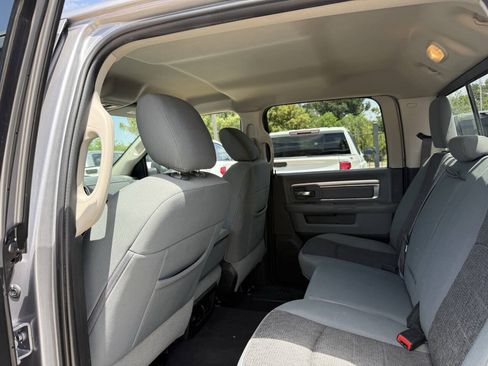 Used 2019 RAM 1500 Big Horn RWD image 12
