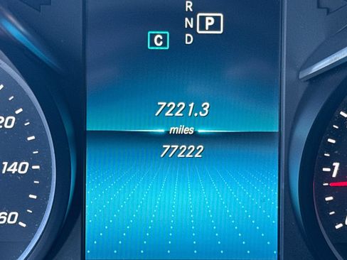 Used 2019 Mercedes-Benz C 300 Sedan image 28