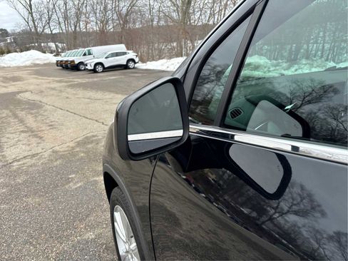 Certified 2019 Chevrolet Trax Premier image 27