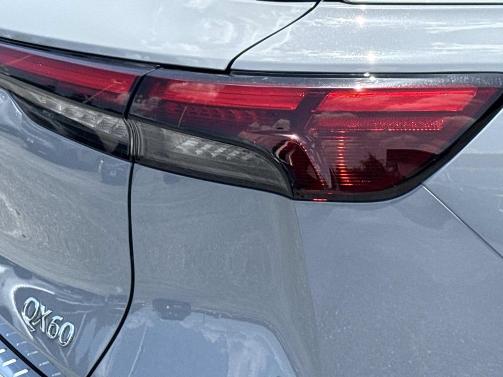 Certified 2025 INFINITI QX60 Autograph w/ Cargo Package AWD/4WD image 29