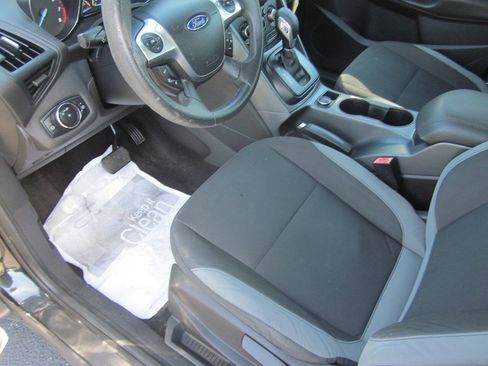 Used 2013 Ford Escape S FWD image 16