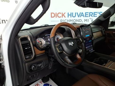 Used 2019 RAM 1500 Limited AWD/4WD image 14