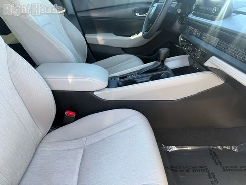 Used 2023 Honda Accord LX image 31