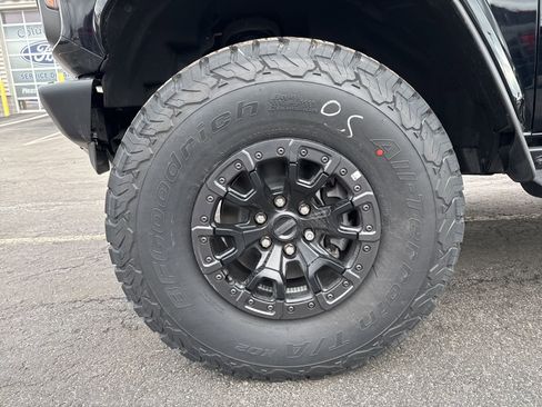 New 2025 Ford Bronco Raptor image 39