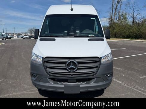 Used 2026 Mercedes-Benz Sprinter 2500 image 2