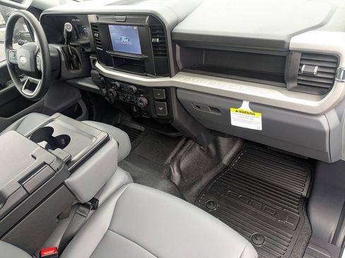 New 2026 Ford F350 XL w/ XL Chrome Package image 19