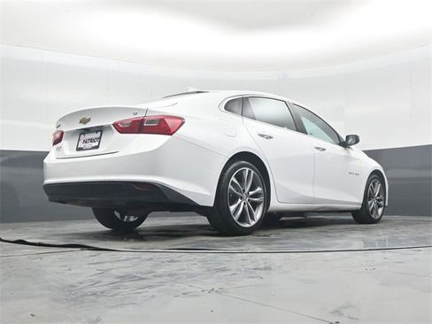 Used 2023 Chevrolet Malibu LT image 41