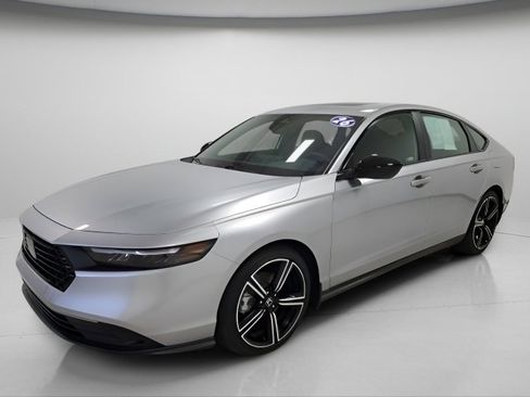 Certified 2026 Honda Accord Sport image 9
