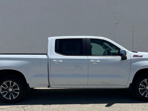 New 2026 Chevrolet Silverado 1500 LT w/ Z71 Off-Road Package AWD/4WD image 7