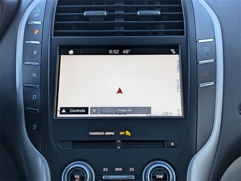 Used 2018 Lincoln MKC Reserve w/ Lincoln MKC Climate Package image 14