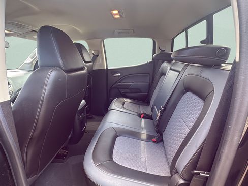 Used 2016 Chevrolet Colorado Z71 AWD/4WD image 11