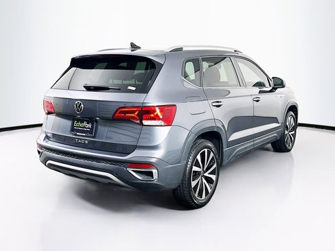 Used 2024 Volkswagen Taos SE FWD image 9