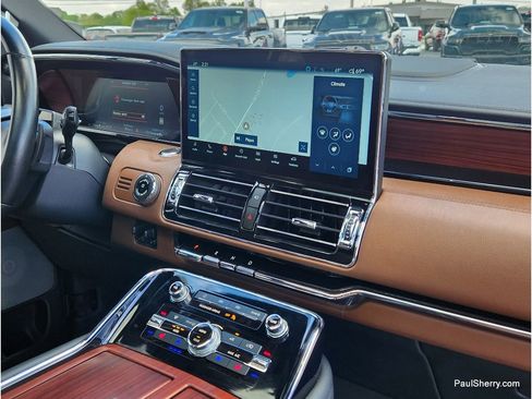 Used 2023 Lincoln Navigator Reserve AWD/4WD image 35