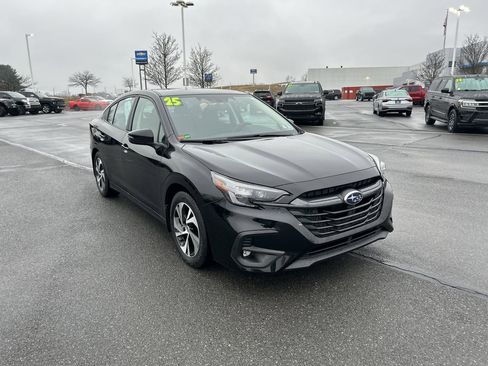 Used 2025 Subaru Legacy Premium image 1