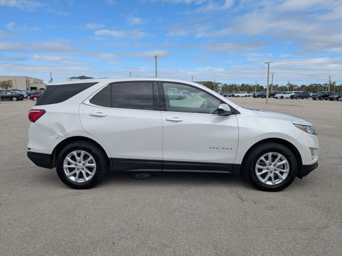 Used 2018 Chevrolet Equinox LT w/ LPO, Cargo Package image 3