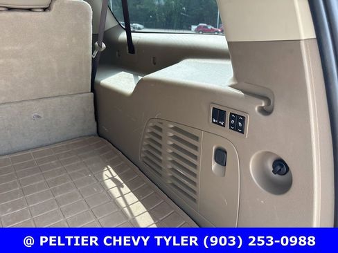 Used 2019 Chevrolet Suburban LT w/ Texas Edition Package RWD image 26