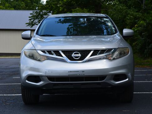 Used 2014 Nissan Murano S image 2