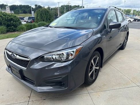 Used 2019 Subaru Impreza 2.0i Premium AWD/4WD image 3