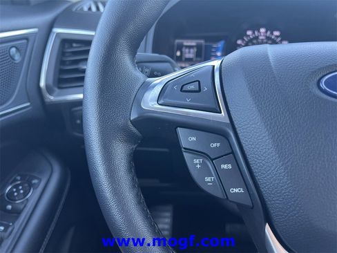 Certified 2022 Ford Edge Titanium image 14