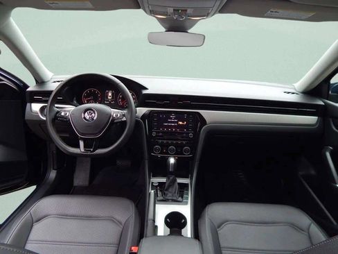 Used 2022 Volkswagen Passat 2.0T SE image 32