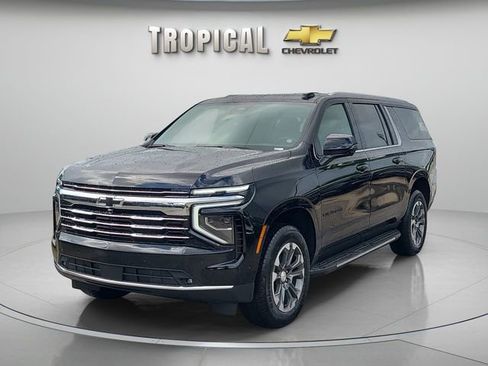 New 2026 Chevrolet Suburban LT w/ Comfort Package RWD image 1