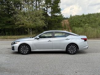 Used 2023 Nissan Altima 2.5 SV video 2