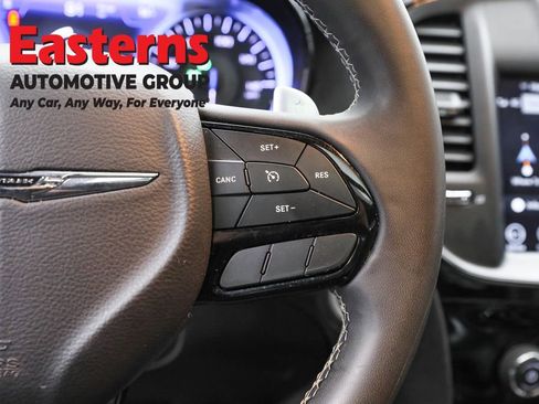 Used 2023 Chrysler 300 S image 16